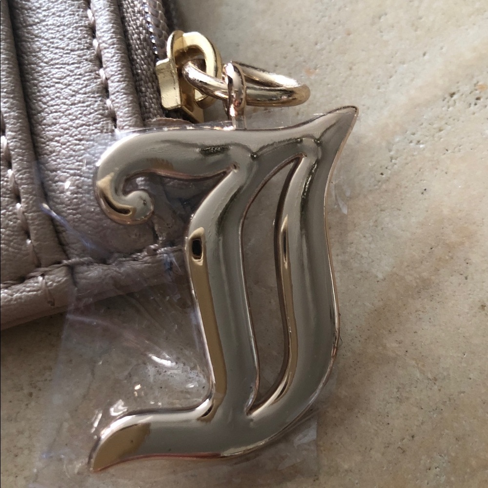 JUICY COUTURE CREDIT CARD/MONEY HOLDER •NWOT - Picture 4 of 11